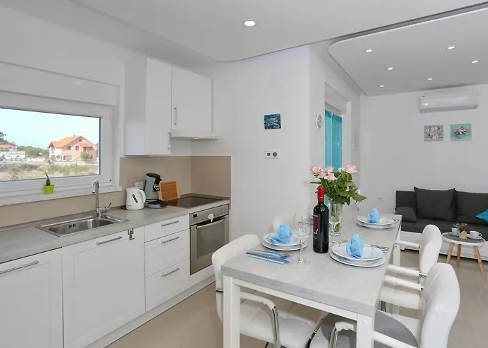 Emmy Apartmán